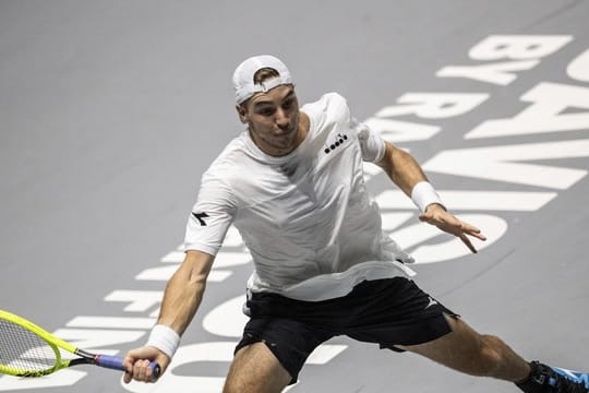 Jan-Lennard Struff musste sich gegen Cristian Garin geschlagen geben.