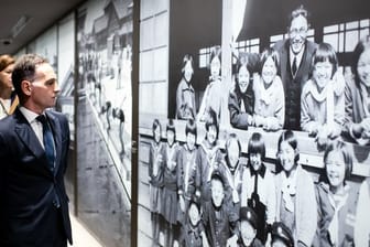 Außenminister Heiko Maas besucht das Friedensmuseum von Hiroshima.