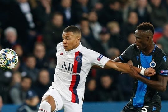 PSG-Star Kylian Mbappé (l) in Aktion.