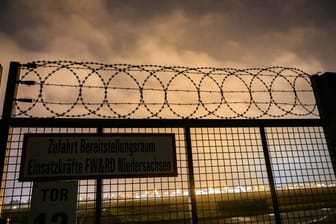 Zaun vor dem Bremer Flughafen.