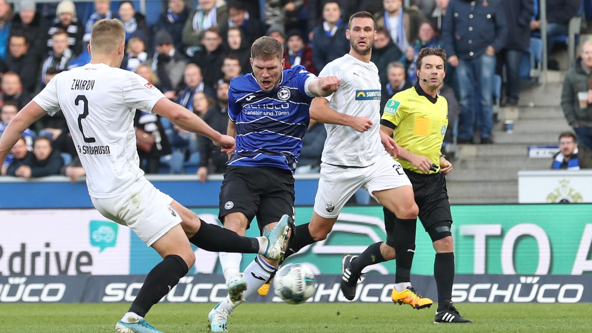 Spielten nur Unentschieden gegen Sandhausen: Bielefelds Fabian Klos und sein Team.