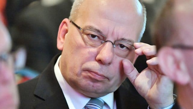 Rainer Wendt, umstrittener Vorsitzender der Deutschen Polizeigewerkschaft, soll Staatssekretär im Innenministerium von Sachsen-Anhalt werden.