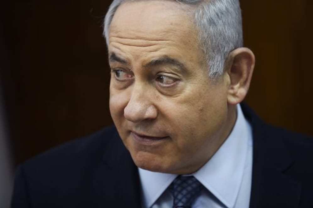 Benjamin Netanjahu, Ministerpräsident von Israel, ist wegen Korruption angeklagt.