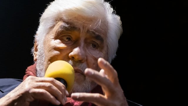 Mario Adorf hat etwa die Hälfte seines Lebens in Italien verbracht.