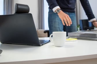 Führungskräfte oder Vertriebsmitarbeiter etwa können ein gesondertes Recht auf die Arbeit im Homeoffice haben.