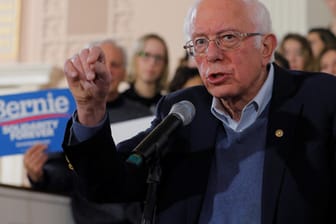 Bernie Sanders: Der Kandidat der US-Demokraten übt scharfe Kritik an der Kandidatur Bloombergs