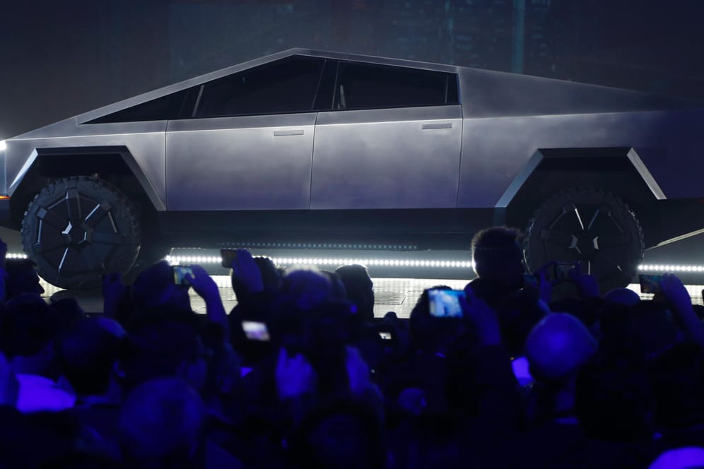 Tesla "Cybertruck": Tesla will mit der Neuerscheinung in den wichtigsten Markt amerikanischer Autokonzerne vorstoßen.