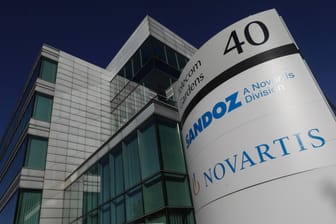 Novartis-Firmengebäude: Durch die Übernahme hofft Novartis auf Mittel, die das hauseigene Herzinsuffizienz-Medikament "Entresto" ergänzen.