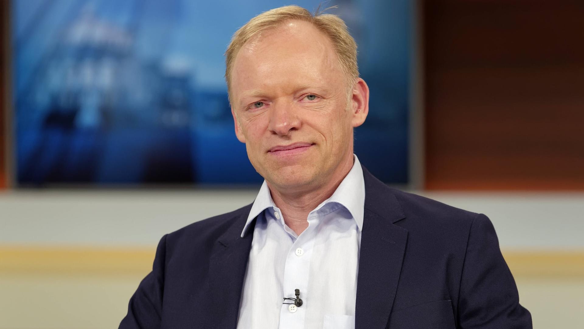 Prof. Dr. Fuest Clemens: Der Präsident des ifo-Instituts erwartet für das vierte Quartal 2019 einen Wirtschaftswachstum von 0,2 Punkten in Deutschland. Prof. Dr. Fuest Clemens: Der Präsident des ifo-Instituts erwartet für das vierte Quartal 2019 einen Wirtschaftswachstum von 0,2 Punkten in Deutschland.