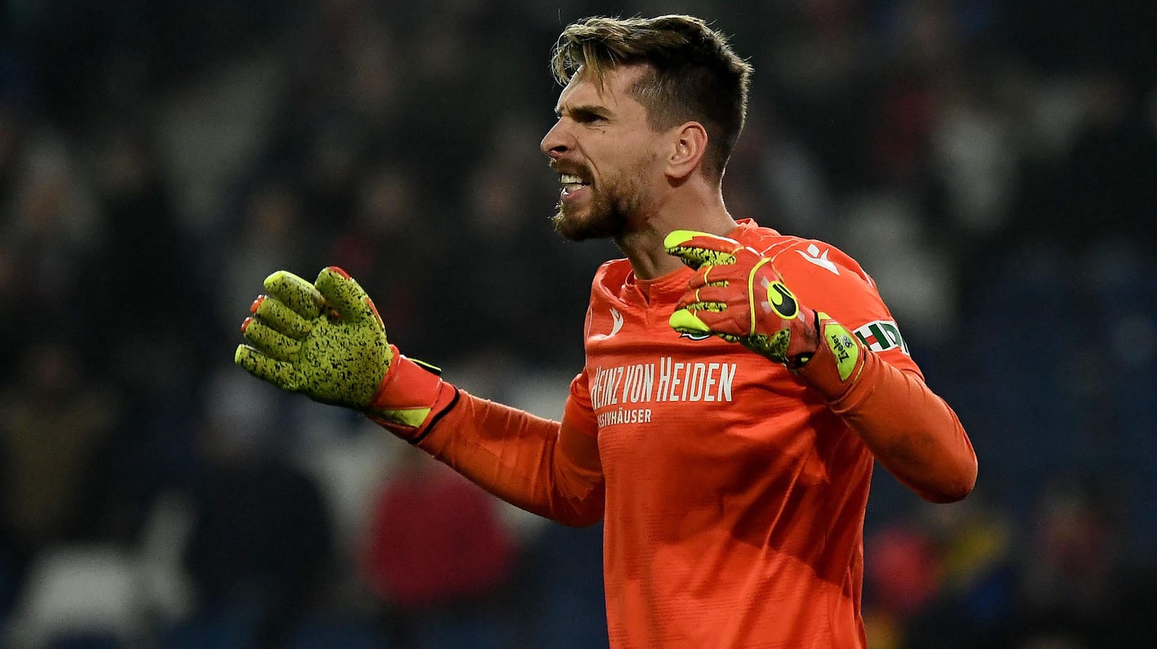 Ron-Robert Zieler: Der Hannover-Torwart musste zweimal hinter sich greifen.