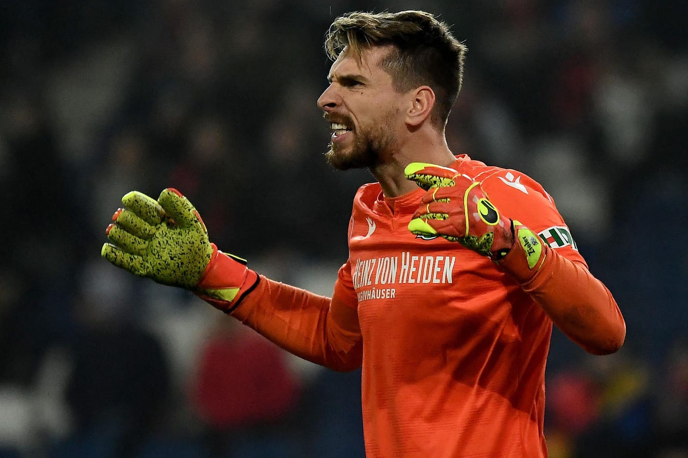 Ron-Robert Zieler: Der Hannover-Torwart musste zweimal hinter sich greifen.