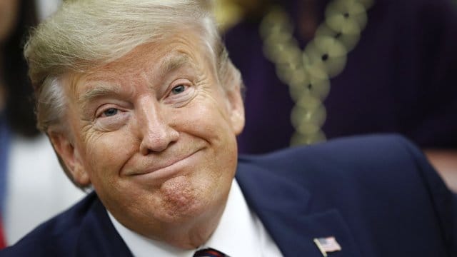 US-Präsident Donald Trump versucht mit aller Kraft, die Herausgabe seiner Steuerunterlagen zu verhindern. US-Präsident Donald Trump versucht mit aller Kraft, die Herausgabe seiner Steuerunterlagen zu verhindern.