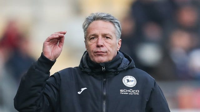Verlängert bei Arminia Bielefeld bis 2022: Trainer Uwe Neuhaus.
