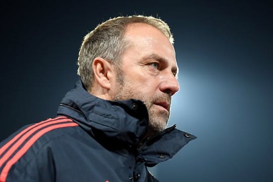 Wechselt in Belgrad fleißig durch: Bayern-Coach Hansi Flick.