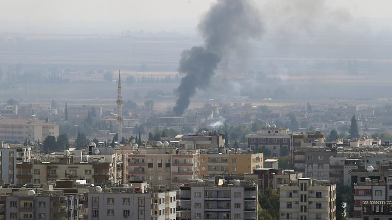 Die syrische Grenzstadt Ras al-Ain: In dem durch türkische Verbündete kontrollierten Gebiet kommt es immer wieder zu Explosionen (Archivbild).