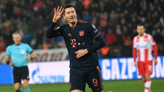Vier Treffer steuerte Robert Lewandowski zum Bayern-Sieg in Belgrad bei. Vier Treffer steuerte Robert Lewandowski zum Bayern-Sieg in Belgrad bei.