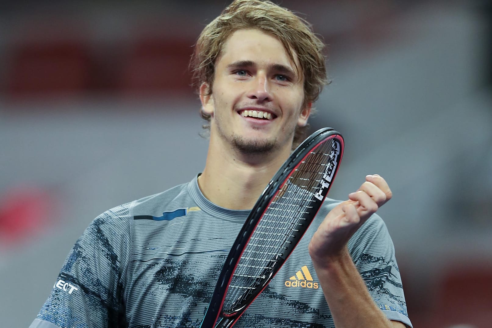 Alexander Zverev: Seinen ersten Erfolg feierte der Sportler 2013 bei den French Open der Junioren. Mittlerweile gilt er als größte Hoffnung im deutschen Tennis.