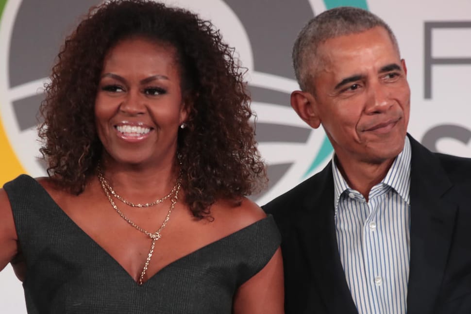 Michelle und Barack Obama: Zu Thanksgiving teilen sie ein Foto mit ihren Töchtern.