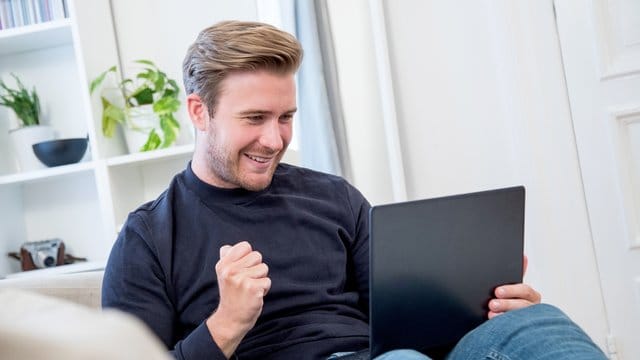 "Yes, was für ein Mega-Schnäppchen!", mag sich mancher im Shopping-Wahn denken - und hat sich am Ende zu früh gefreut. "Yes, was für ein Mega-Schnäppchen!", mag sich mancher im Shopping-Wahn denken - und hat sich am Ende zu früh gefreut.