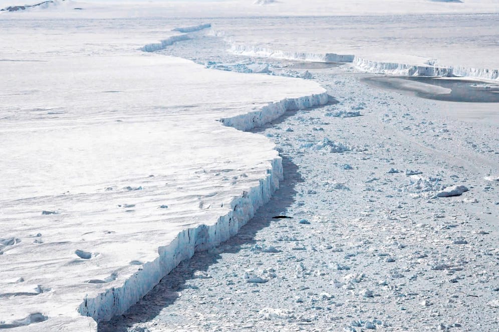 Die Amundsee in der Westantarktis: Klimaforscher warnen davor, dass die Eisdecke in der westlichen Antarktis immer schneller schmilzt.