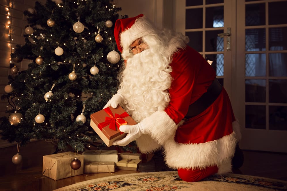 Weihnachtsmann: Für viele Kinder bringt er die Geschenke.