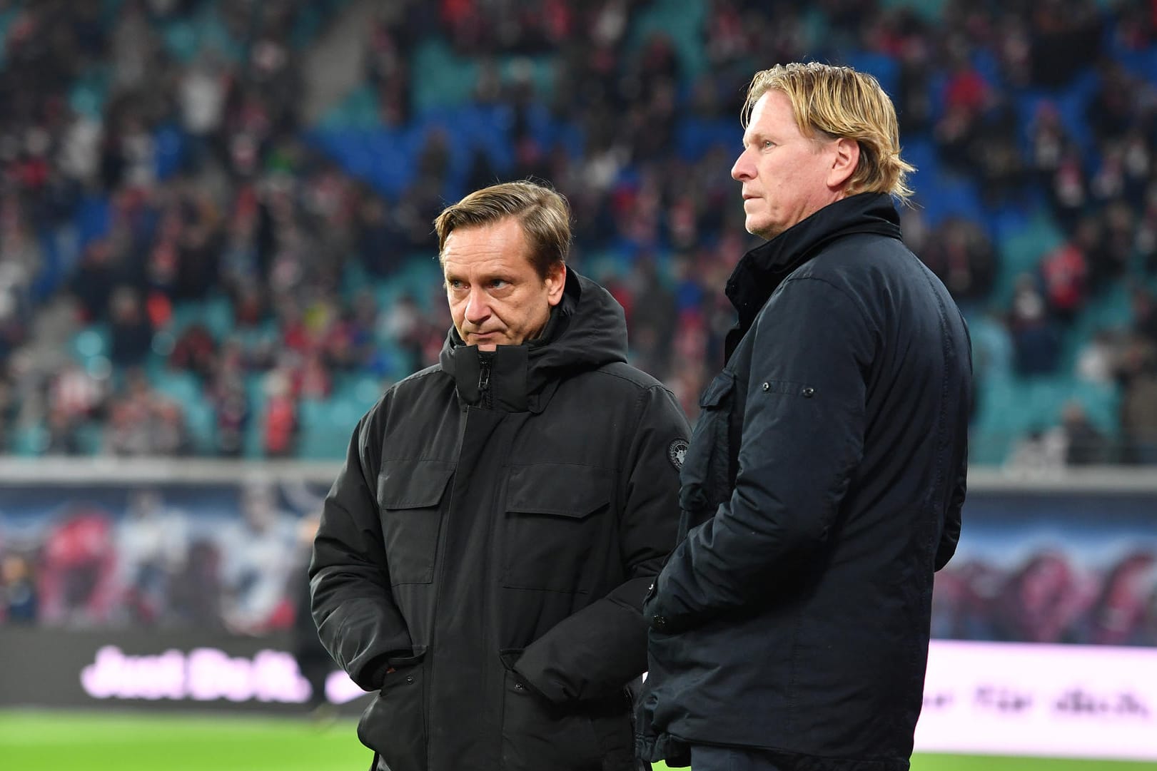 Horst Heldt (links) und Markus Gisdol: Das Sportchef und der Trainer des 1. FC Köln brauchen nach dem verpatztem Debüt nun dringend einen Sieg.