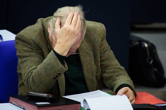 Wer folgt ihm als AfD-Vorsitzender? Die Nachfolgedebatte um Alexander Gauland bringt die Partei in Turbulenzen.