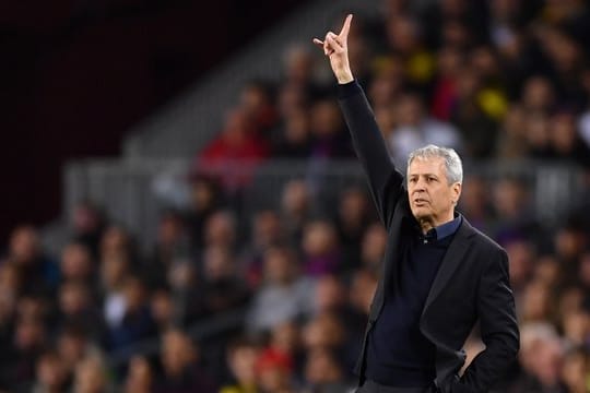 Dortmunds Trainer Lucien Favre steht unter Druck.