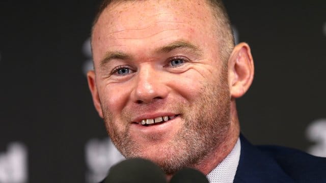 Steht bei Derby County an der Seitenlinie: Wayne Rooney.