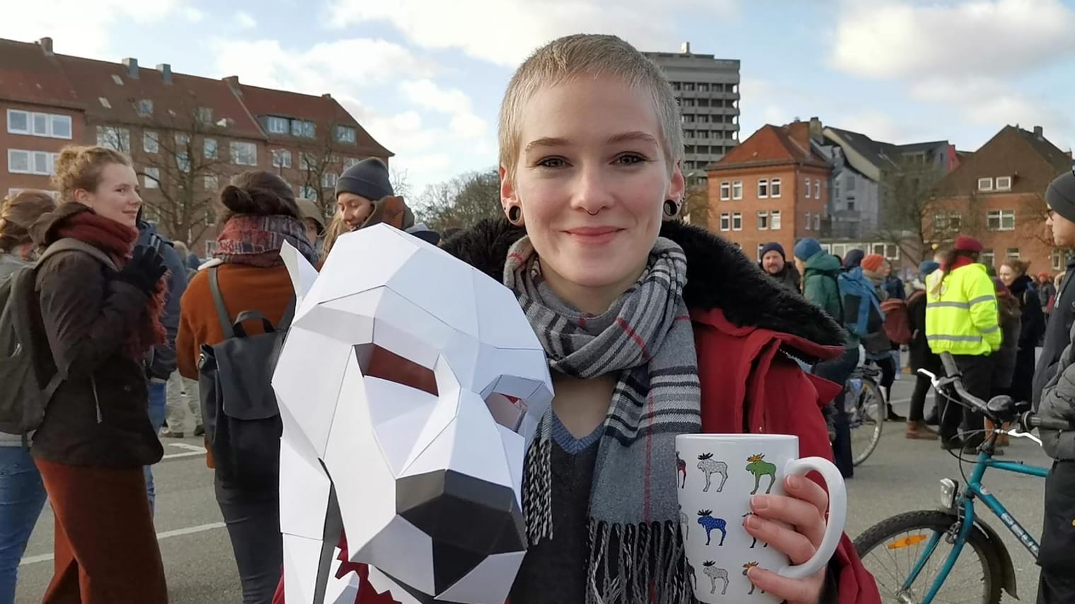 Lea Wagner: "Ich und meine Freundin wurden gerade als scheiß Hippies beschimpft."