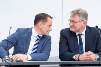 Die neue AfD-Führung: Jörg Meuthen (r.