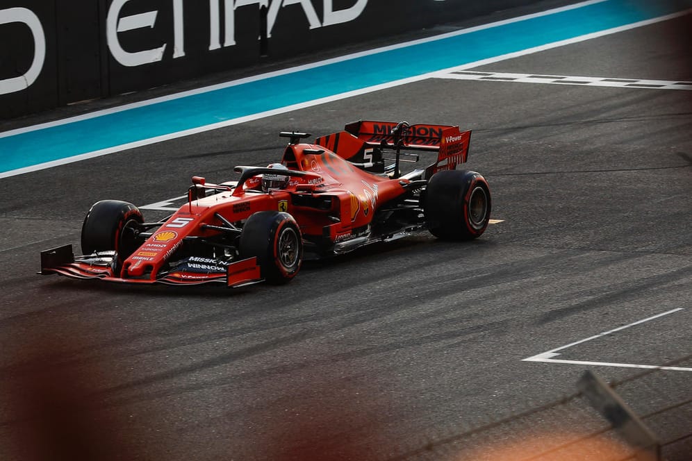Der Moment nach dem Dreher: Ferrari-Pilot Sebastian Vettel.