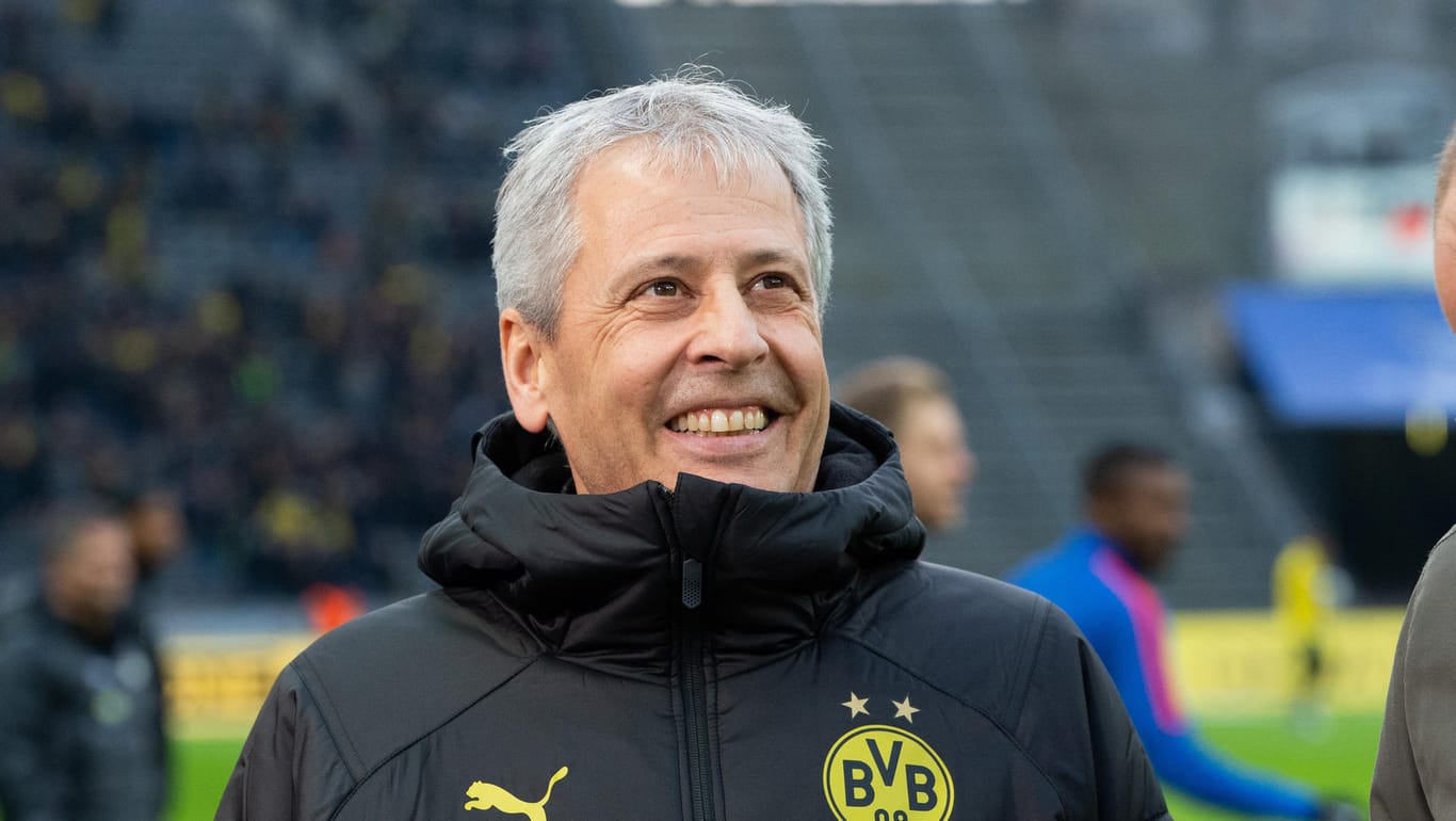 Lucien Favre: Der BVB-Coach kann nach dem 2:1-Sieg seiner Mannschaft gegen Hertha durchatmen.