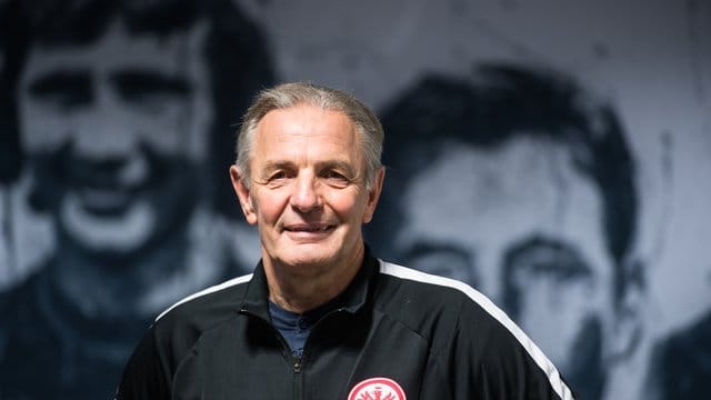 Karl-Heinz "Charly" Körbel feiert seinen 65. Karl-Heinz "Charly" Körbel feiert seinen 65.