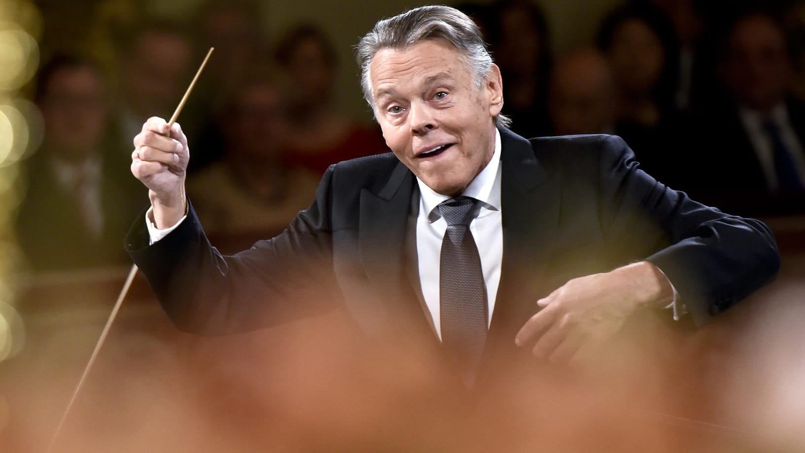 Mariss Jansons: Hier führt der Dirigent aus Lettland ein Neujahrskonzert der Wiener Philharmoniker.