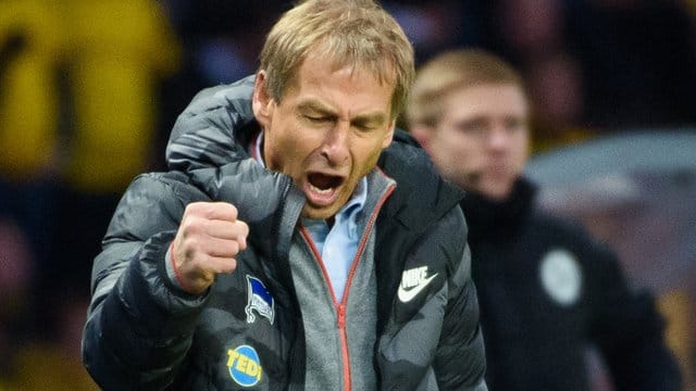 Kehrt nach der Niederlage gegen Borussia Dortmund den "positiven Flow" seines Teams heraus: Herthas neuer Trainer Jürgen Klinsmann. Kehrt nach der Niederlage gegen Borussia Dortmund den "positiven Flow" seines Teams heraus: Herthas neuer Trainer Jürgen Klinsmann.