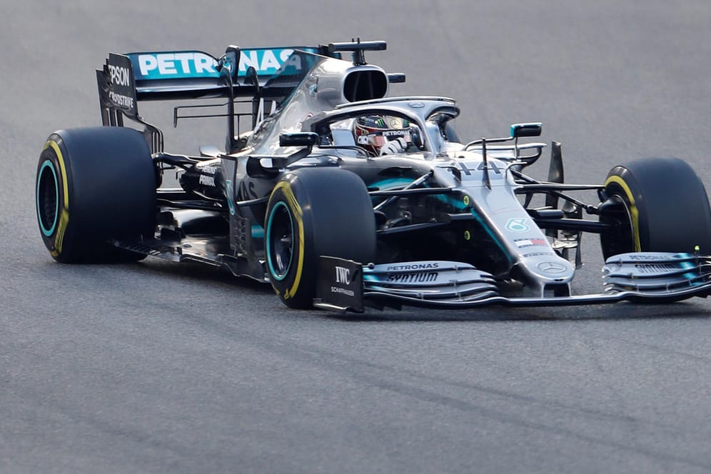 Lewis Hamilton auf der Strecke in Abu Dhabi.