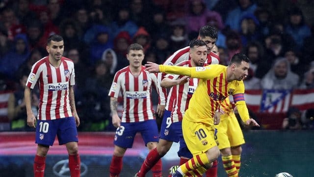 Lionel Messi (r) erzielte das einzige Tor der Partie.