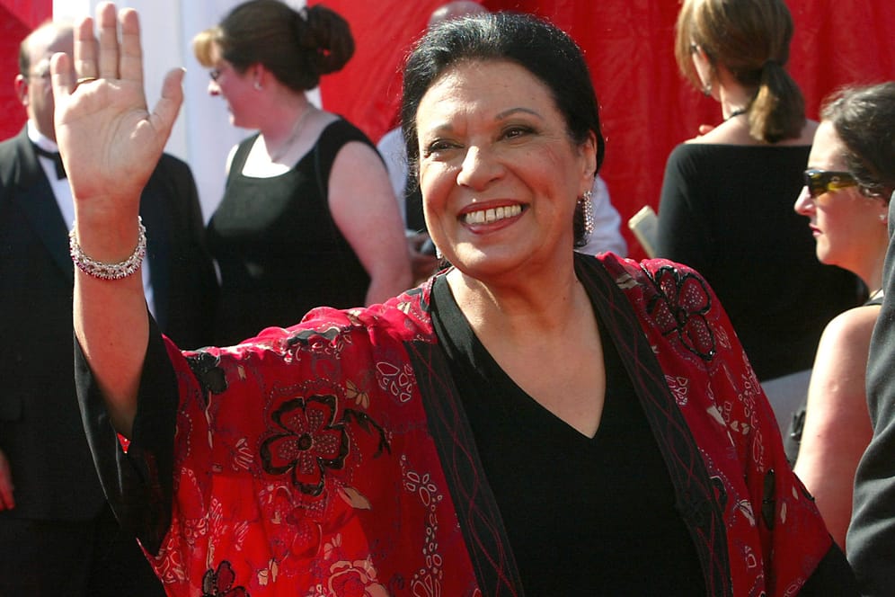 Shelley Morrison: Die Schauspielerin ist im Alter von 83 Jahren verstorben. Von 1999 bis 2006 spielte sie eine ihrer berühmtesten Rollen in der Sitcom "Will & Grace".