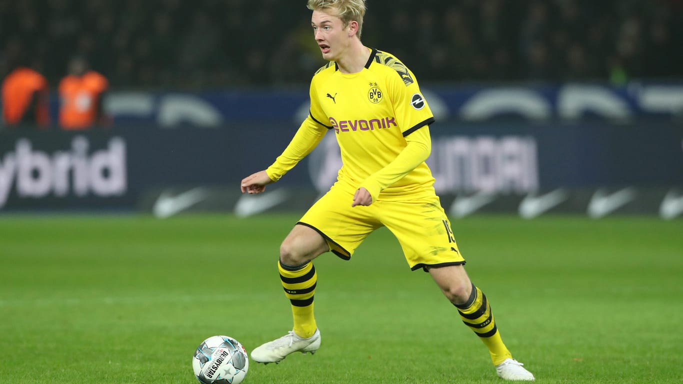 Julian Brandt bei Borussia Dortmund gegen Hertha BSC: Der Offensivspieler war beim Spiel eher defensiv unterwegs.