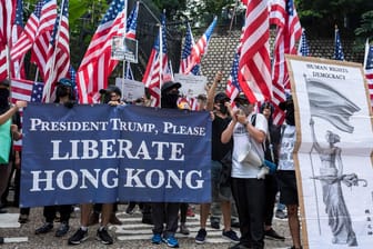 Demonstranten in Hongkong bitten US-Präsident Trump um Hilfe: Die Unterstützung Washingtons für die Demokratiebewegung verärgert Peking.