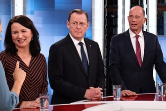 Anja Siegesmund von den Grünen, Ministerpräsident Bodo Ramelow (Die Linke) und Wolfgang Tiefensee von der SPD bei einer TV-Debatte vor der Wahl im Oktober.