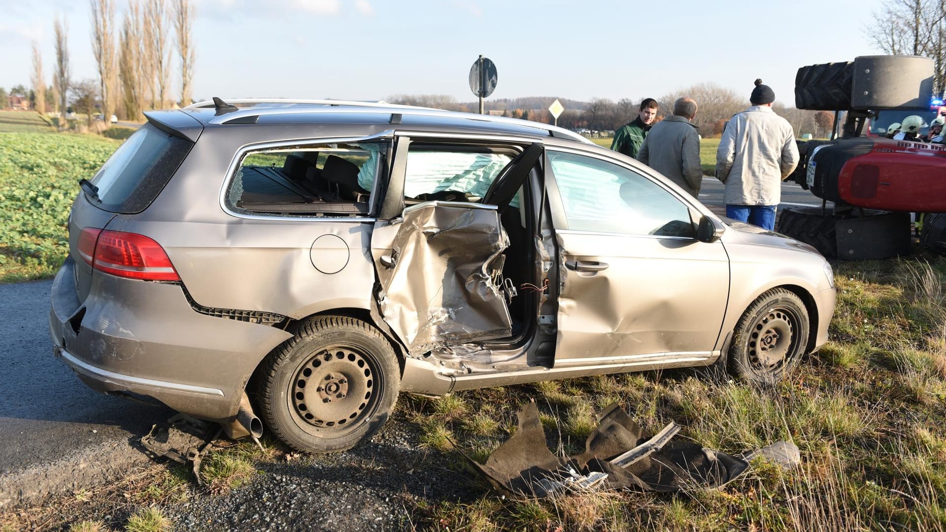 Verkehrsunfall: Durch eCall können Retter schneller helfen. Das System steckt aber bislang in sehr wenigen Autos.