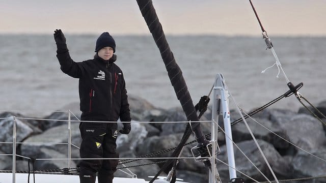 Greta Thunberg an Bord des Katamarans "La Vagabonde". Greta Thunberg an Bord des Katamarans "La Vagabonde".
