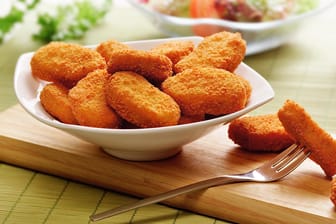 Chicken Nuggets: Von dem Rückruf betroffen ist eine Charge der Marke Iglo.