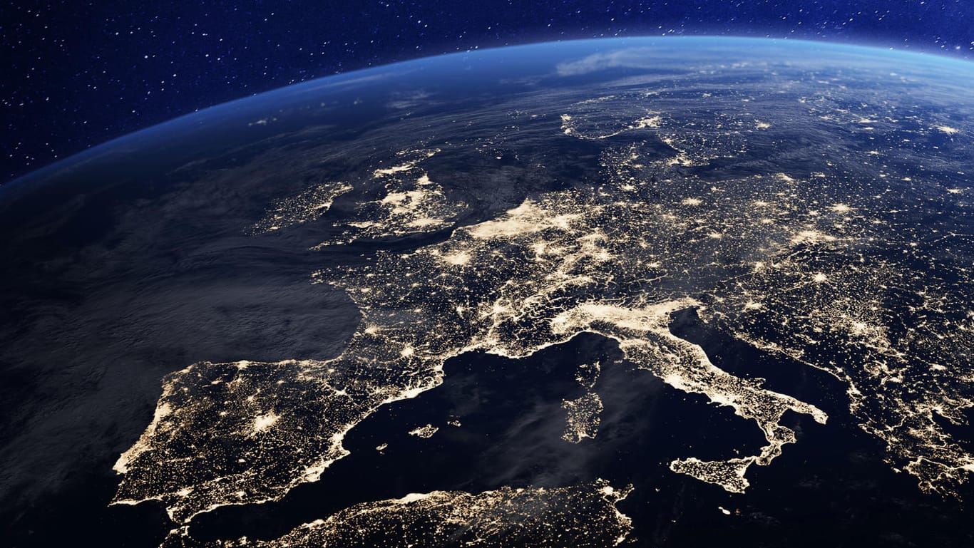 Satellitenbild von Europa (Symbolbild): Videostreaming verursacht so viel CO2 wie Chile.