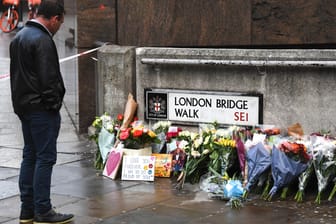 Trauer auf der London Bridge: Zwei Menschen starben bei dem Terroranschlag.