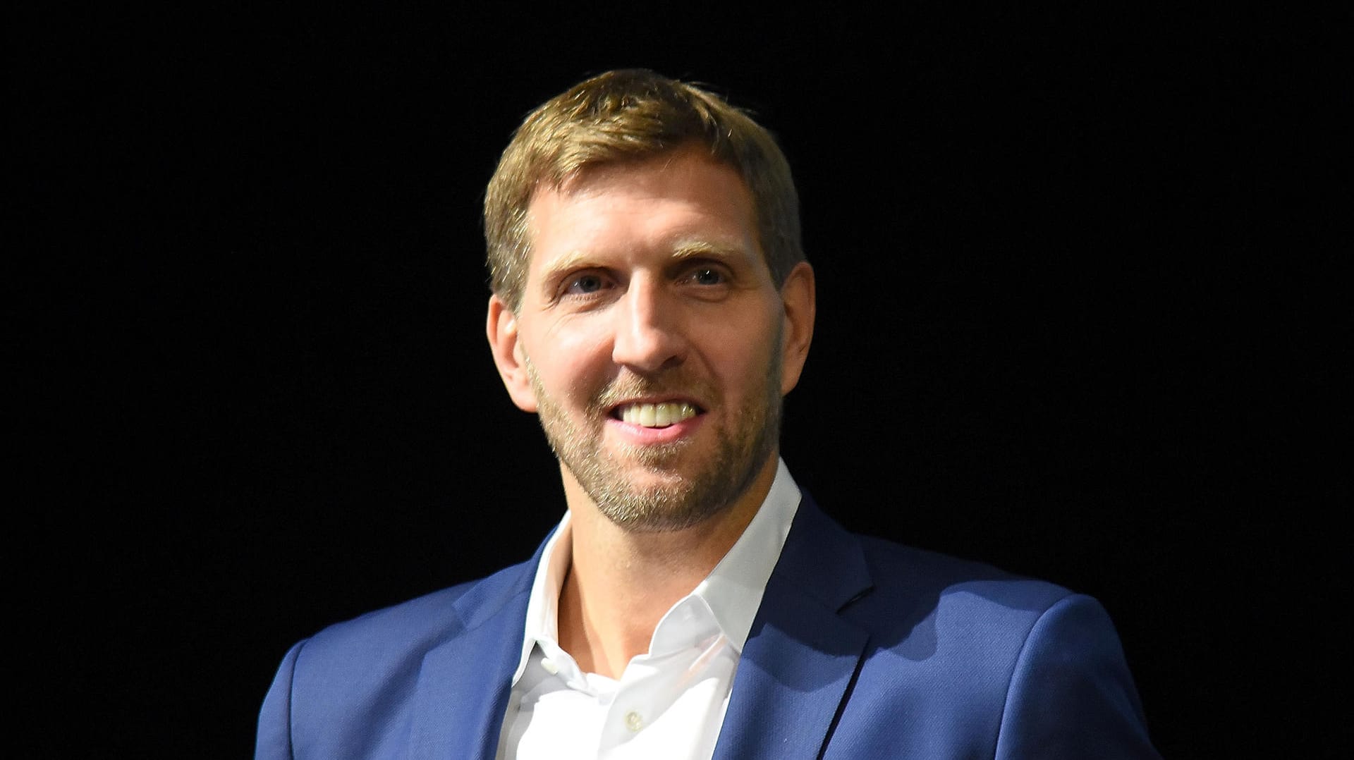 Dirk Nowitzki: Der Ex-Basketballer wurde mit dem Bundesverdienstkreuz ausgezeichnet.