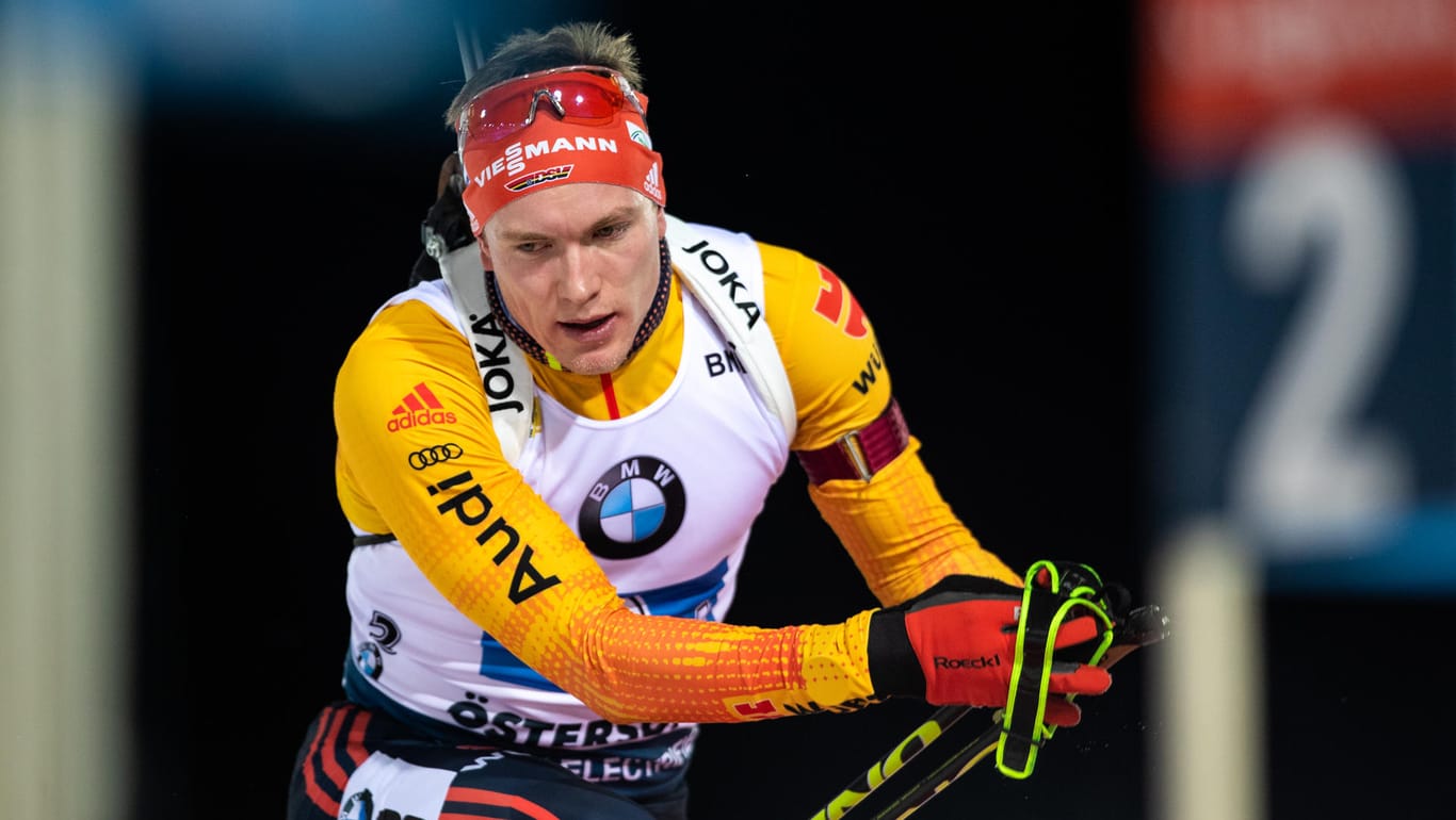 Verpasste die Top 15: Benedikt Doll (hier beim Mixed-Teamrennen am 30. Novemberin Östersund).)