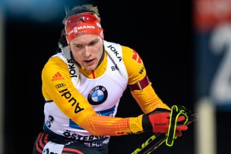 Verpasste die Top 15: Benedikt Doll (hier beim Mixed-Teamrennen am 30. Novemberin Östersund).)